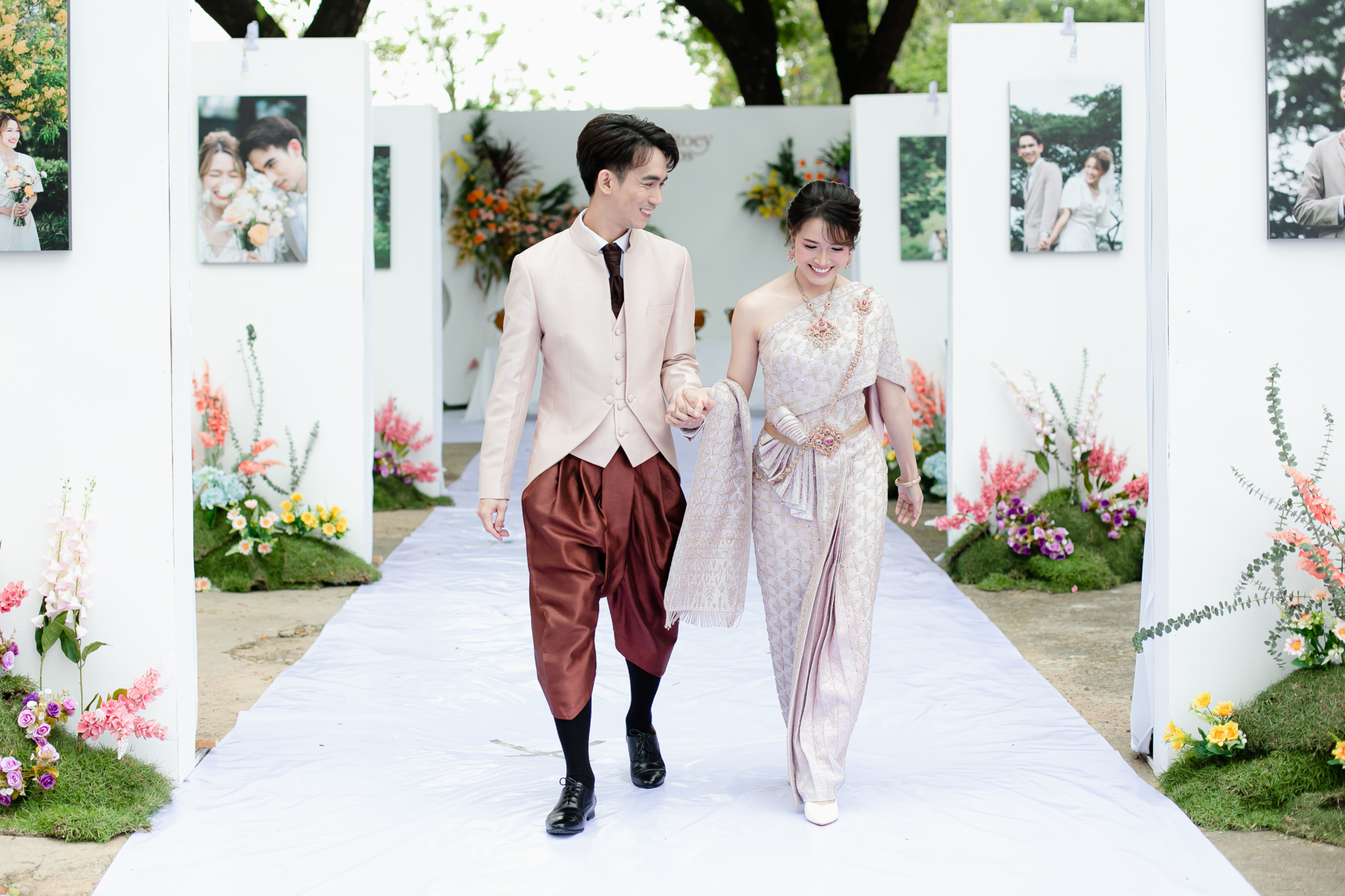 WEDDING DESIGN&PLANNING BRIGHTFLOWER ซุ้มงานแต่ง&เช่าฉาก "ไบร์ท ฟลาวเวอร์"